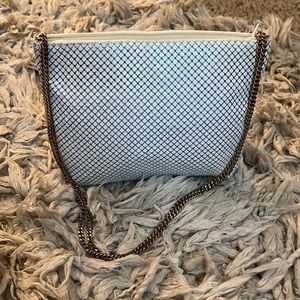 white Vintage 70’s Whiting and Davis purse